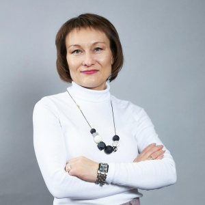 Лариса Нихманова